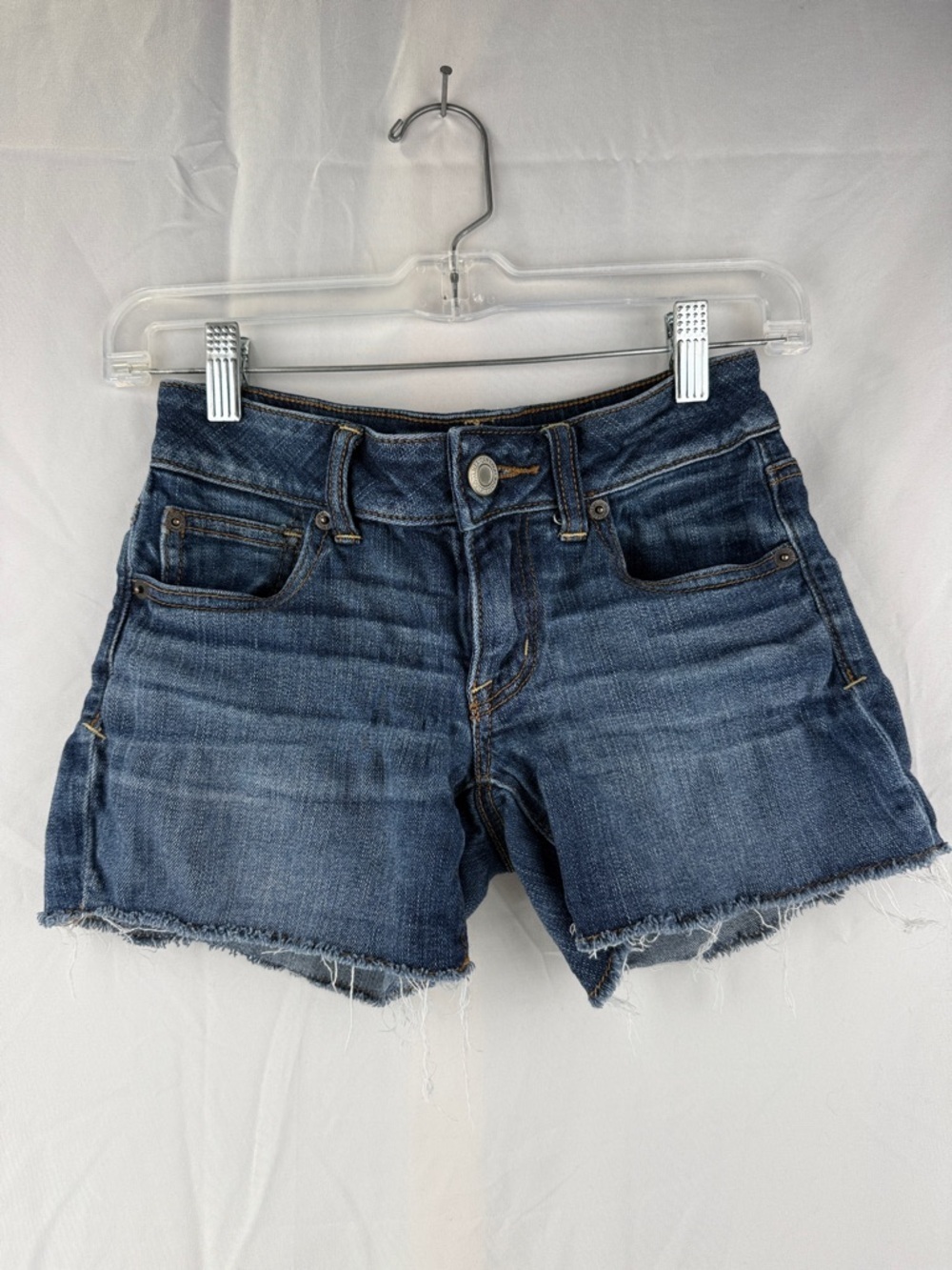 American Eagle Outfitter Women’s Size 0 Dark Blue Denim Cutoff 5 pocket Shorts